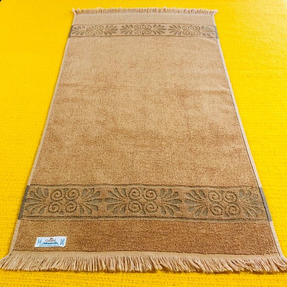 Vintage 70s CANNON Monticello Bath Towel 22"x45": Mocha Brown Reversible Floral - Picture 2 of 10